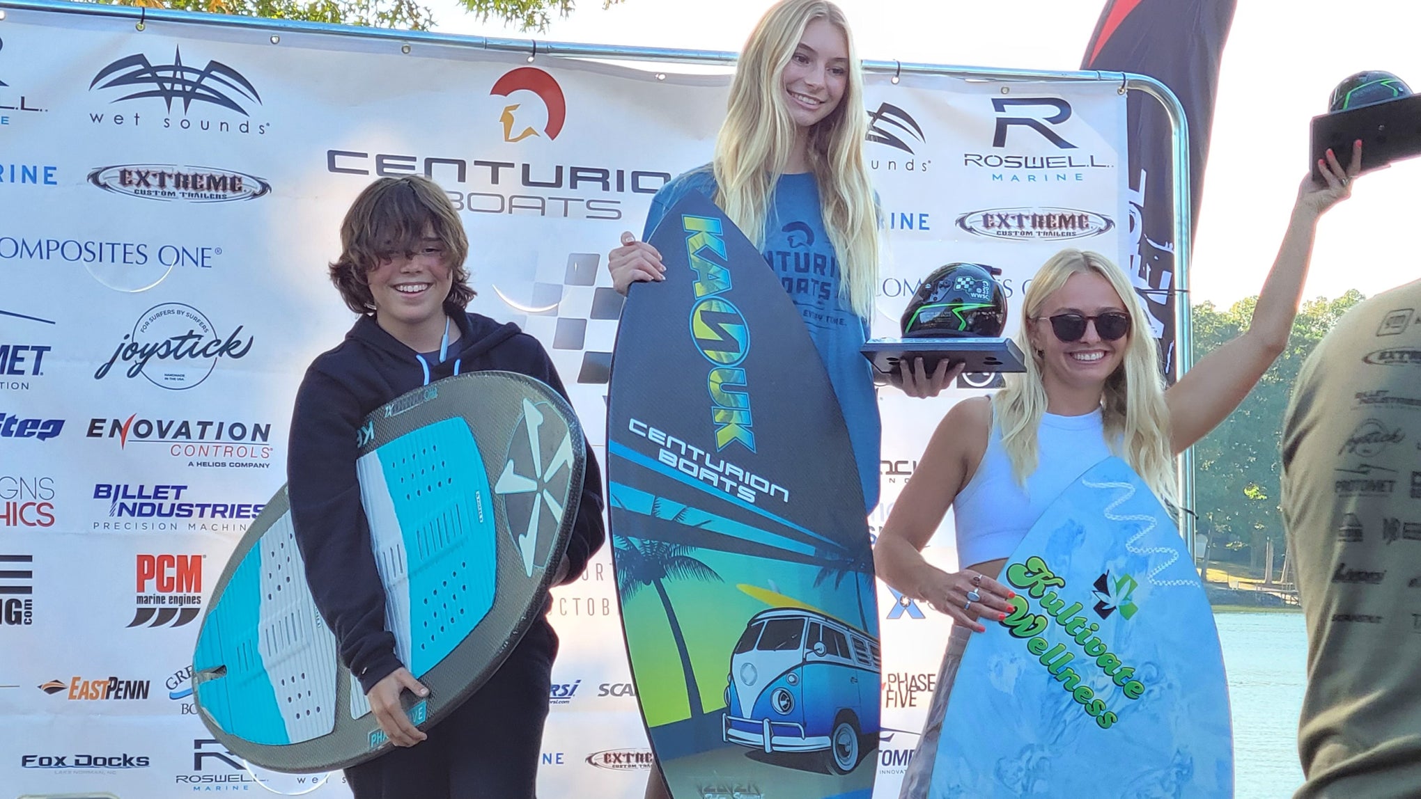 Outlaw Female Skim Podium