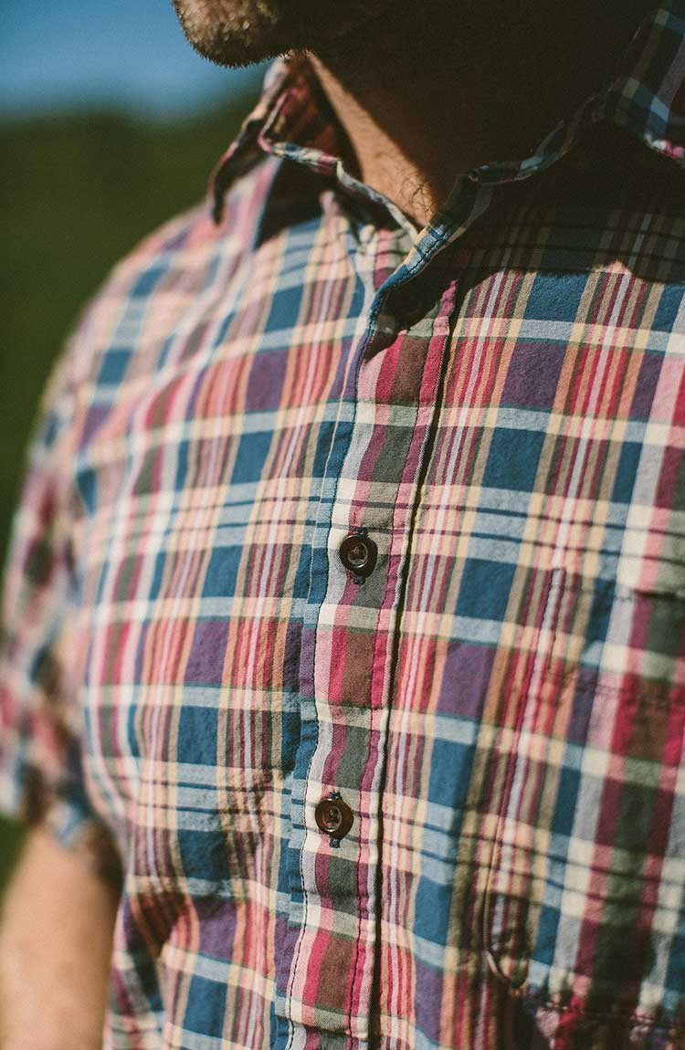 The Short Sleeve California in Red