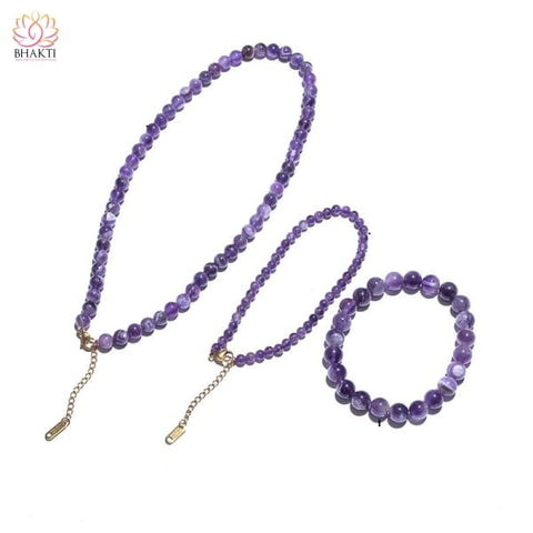 Bracelet, necklace, anklet adornment in natural amethyst for women