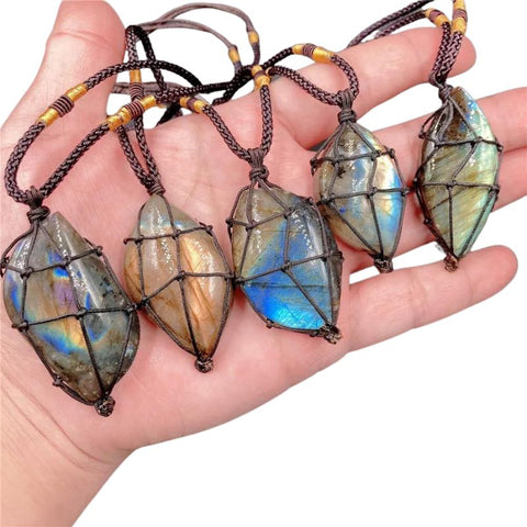 Natural labradorite stone pendant for spiritual meditation