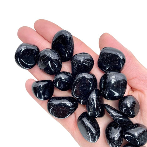 Discover the benefits of black tourmaline