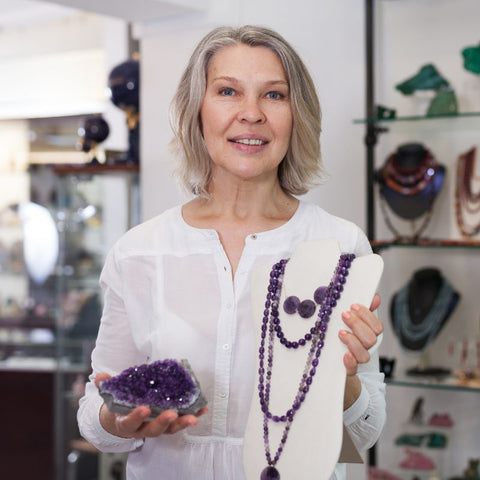 Amethyst jewelry: a touch of color and mystery