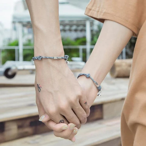 Ideas de pulseras para parejas: 10 modelos por descubrir