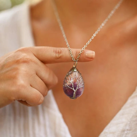 Find your gemstone with us: the must-have store