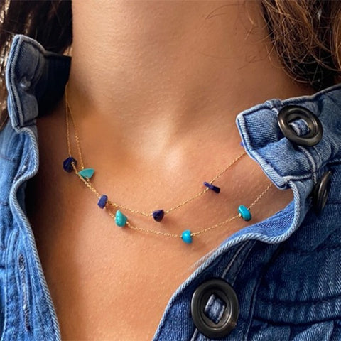 Realza tu estilo con un collar de piedras naturales