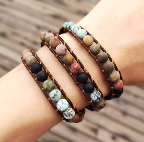 Natural stone bracelets: sublimate your wrist