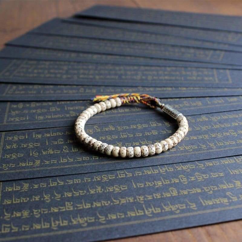 Bracelet Mantra Bouddhiste Graines de Bodhi