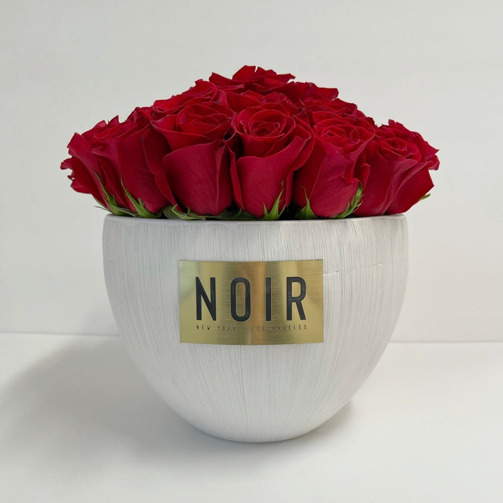 Noir New York | Same Day Flower Delivery in NYC | Custom Roses & Gifts –  NOIR NEW YORK