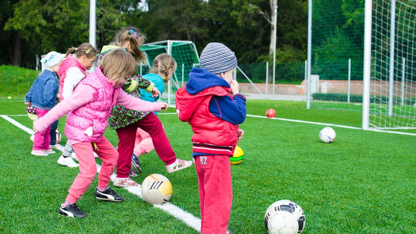 How To Help Your Child Make Friends and Keep Them soccer kids