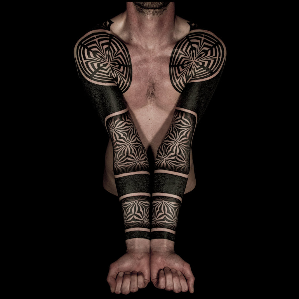 TATTOO – BLACK SYMMETRY