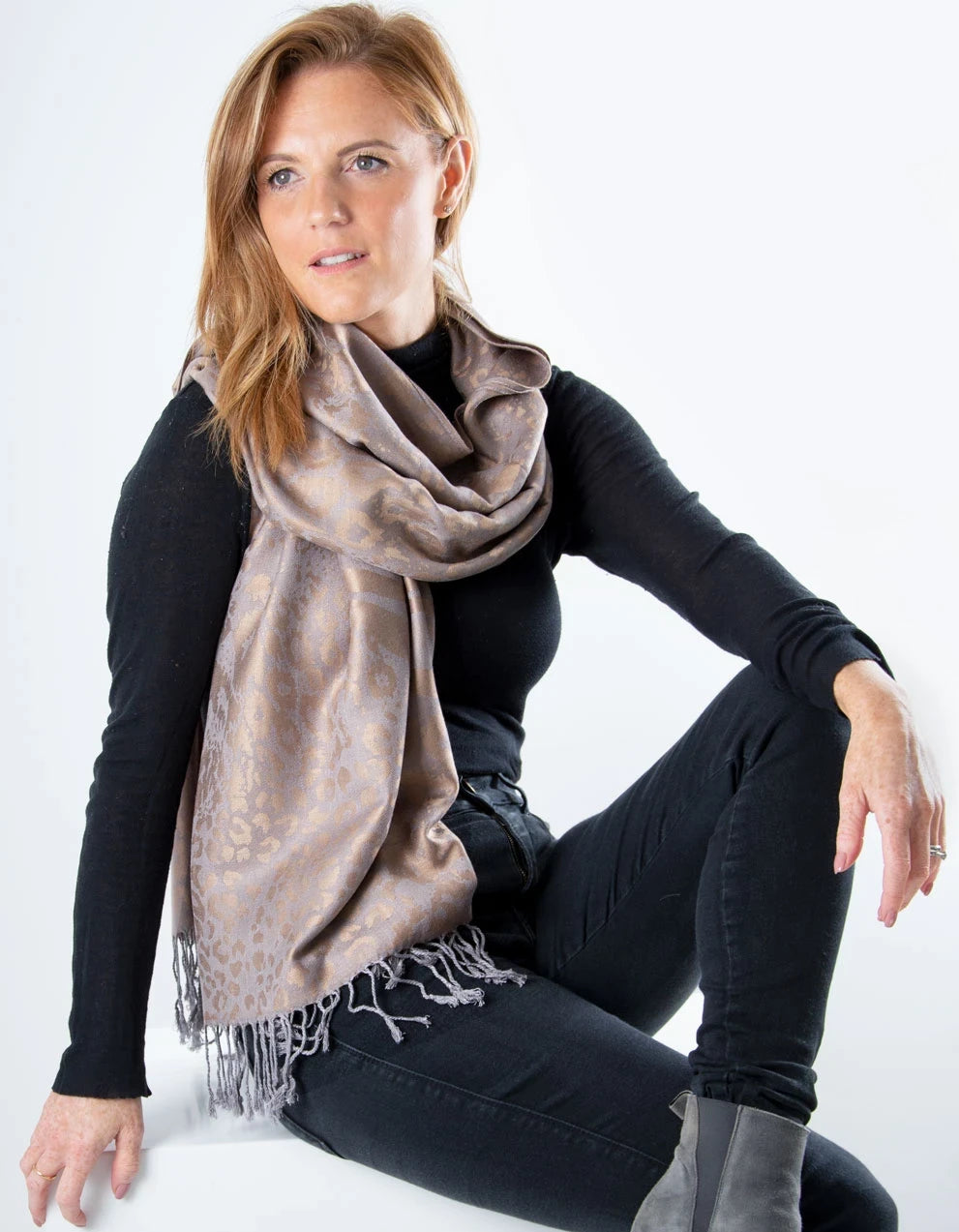 an image showing a silver & gold Reversible Animal print pashmina