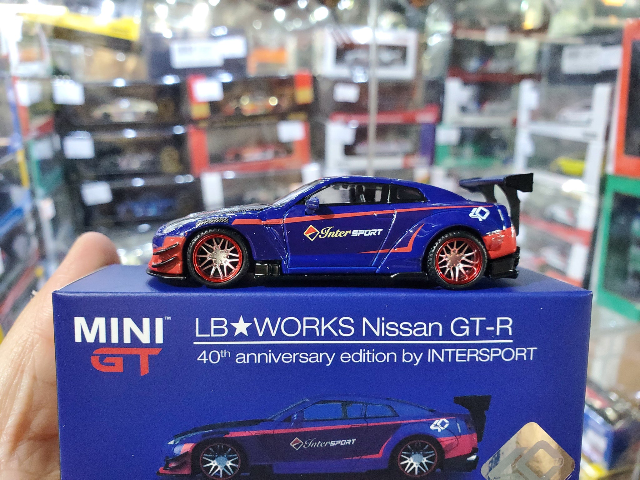 MINIGT LBWORKS NISSAN  GT-R 40周年インドネシア限定