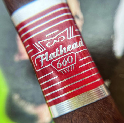Cigar Review - CAO Flathead V660 - My Monthly Cigars - A Cigar Club For Everyone - Luc Blanch