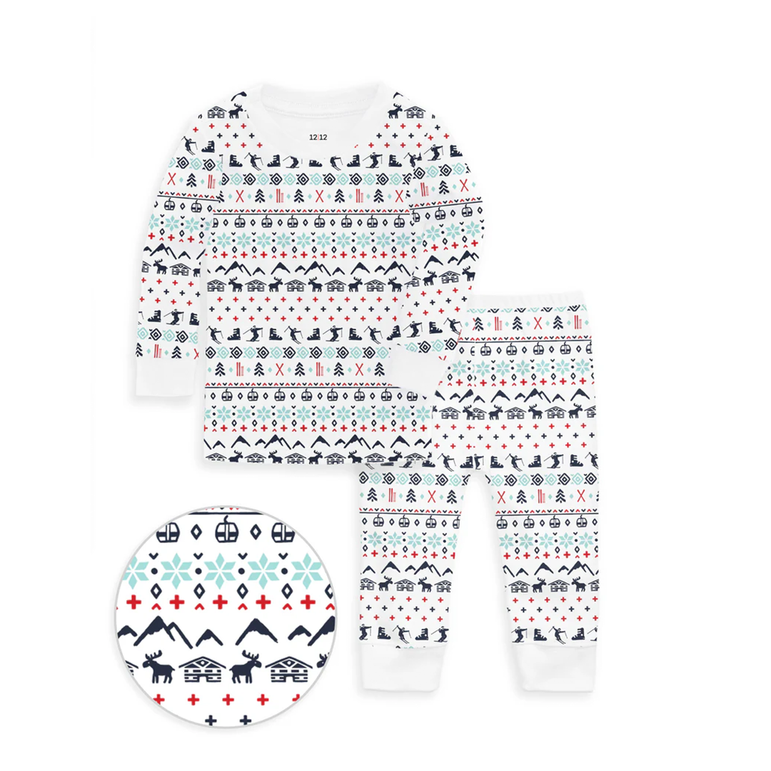 The Organic Long Sleeve Pajama Set "Ski Club"