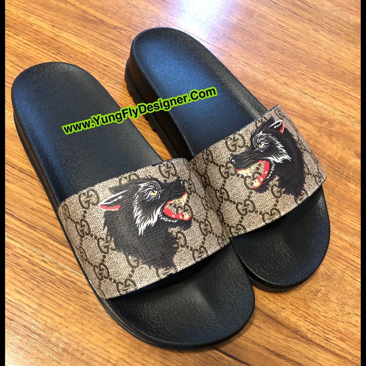 gucci wolf flip flops