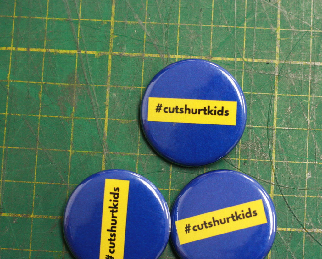 how to make protest buttons
