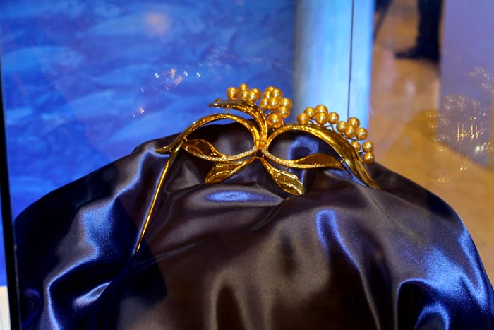 Mask with Golden South Sea Pearls