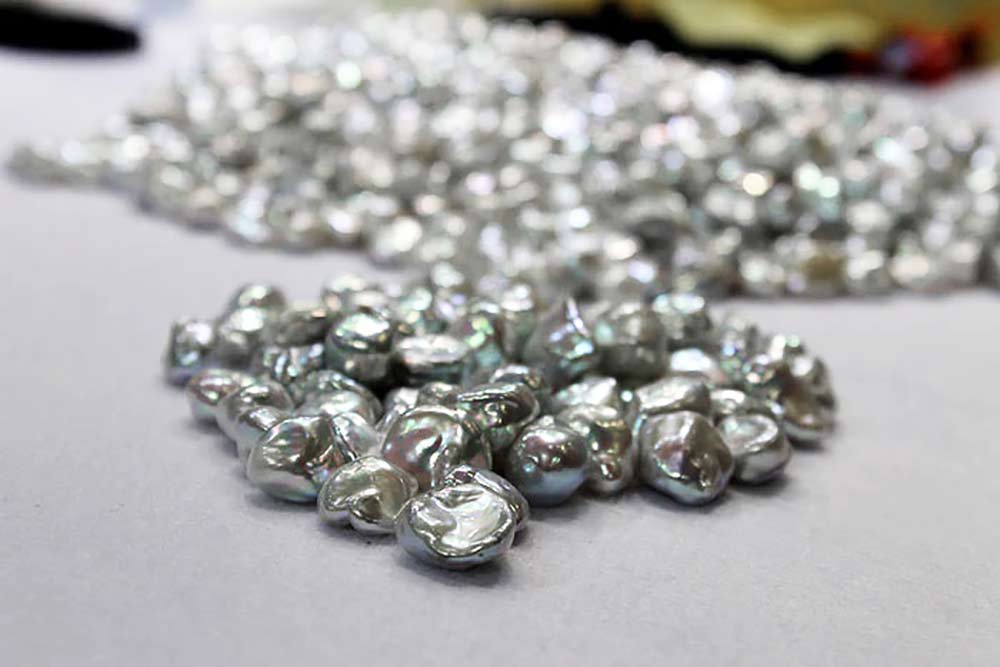 Weekly Eye Candy Spotlight: Metallic Keshi Freshwater Pearls