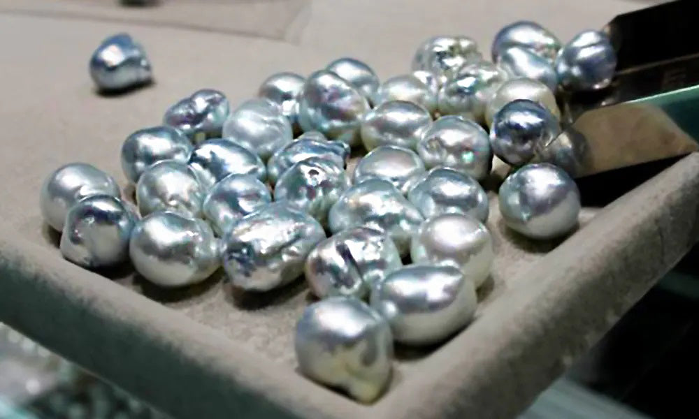 Exploring Silver-Blue White South Sea Pearls