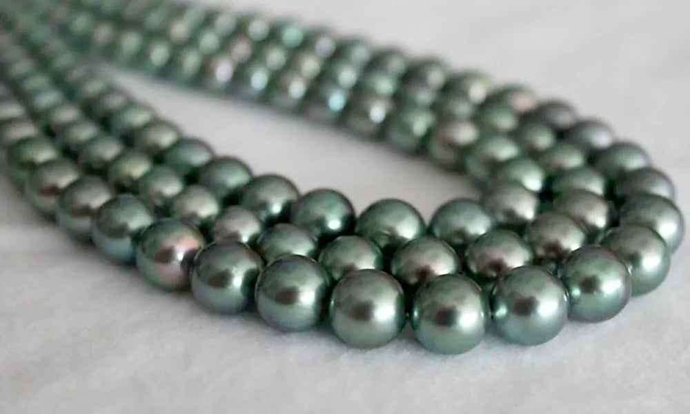 Green Tahitian Pearl Overtone Example