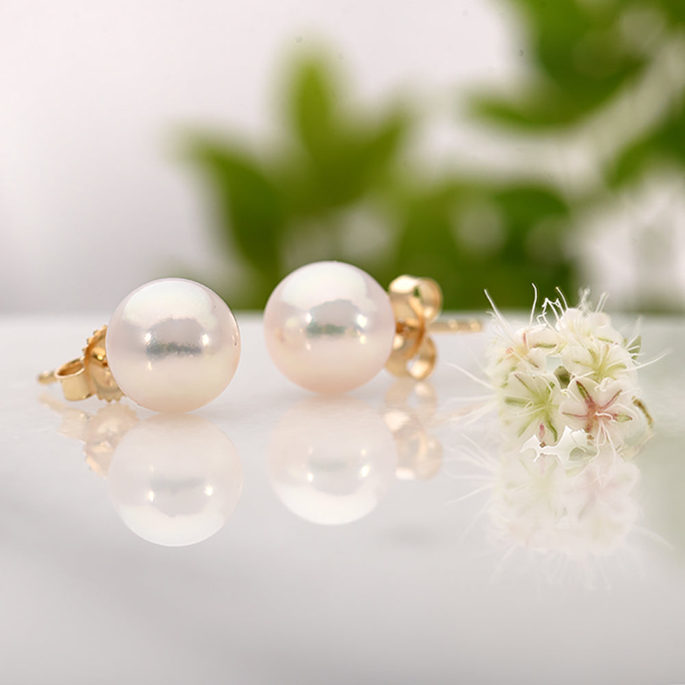 Best Mother's Day Pearl Jewelry: Classic White Pearl Stud Earrings