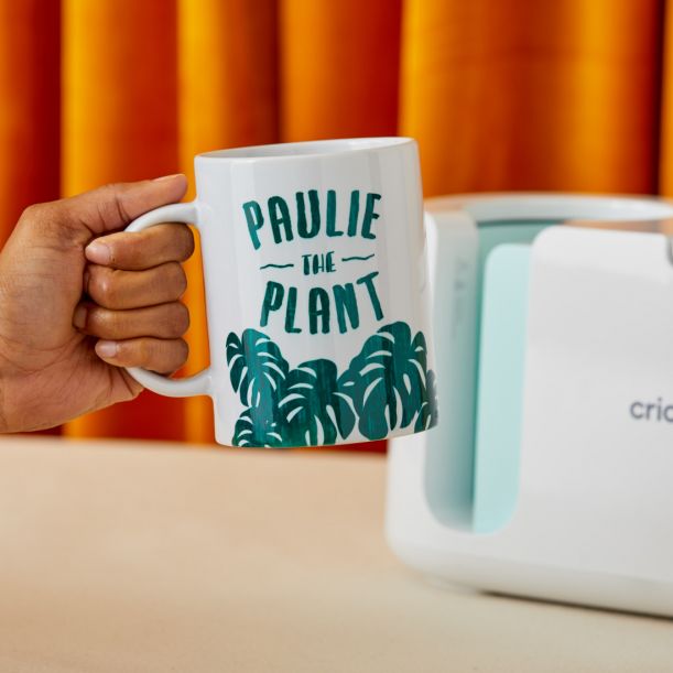 Personalized Mug Gift with the Cricut Mug Press