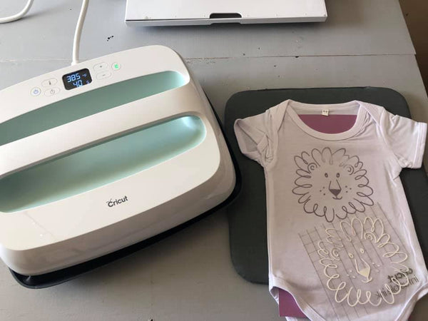Thought infusible ink was kinda gimmicky but one project in and I'm already  sold! Whoa! : r/cricut