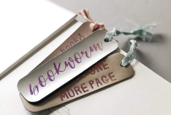 Cricut: How to Make Ribbon Bookmarks with Iron-On Vinyl Scraps