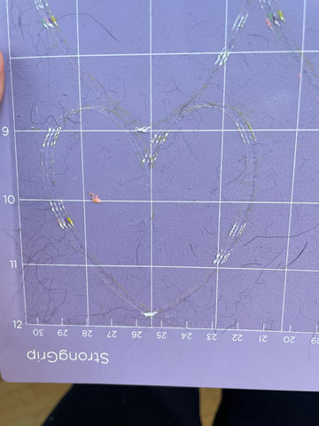 rotary blade on default pressure- cutting into mat