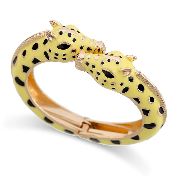 2023 Fall jewelry trends nature and animal inspired giraffe gold enamel bangle bracelet