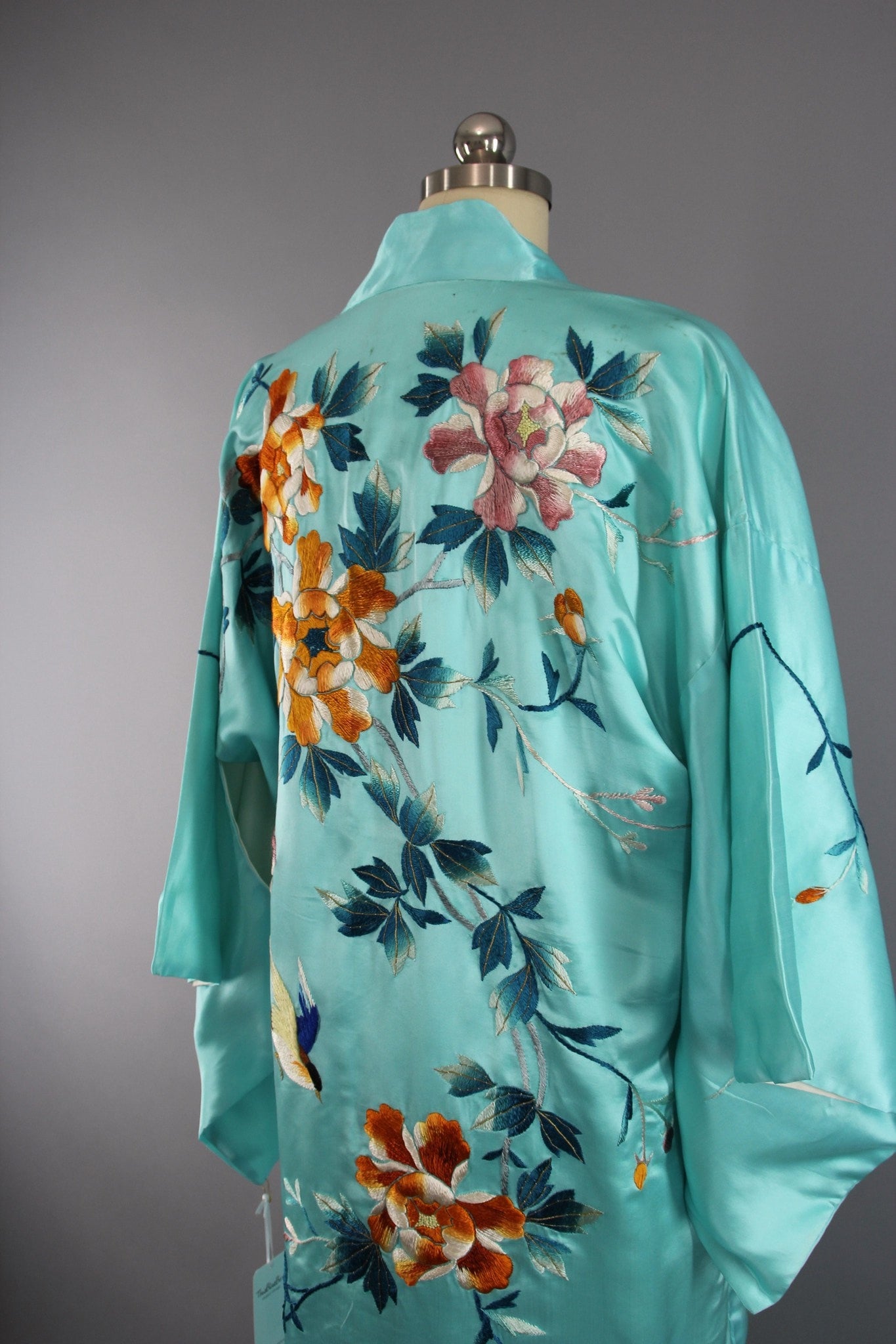 1930s Vintage Aqua Blue Silk Satin Embroidered Kimono Robe