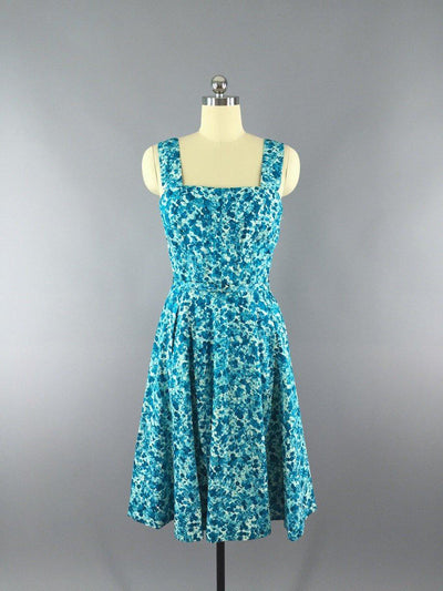 1950s Vintage Blue Floral Print Day Dress and Sweater Set – ThisBlueBird