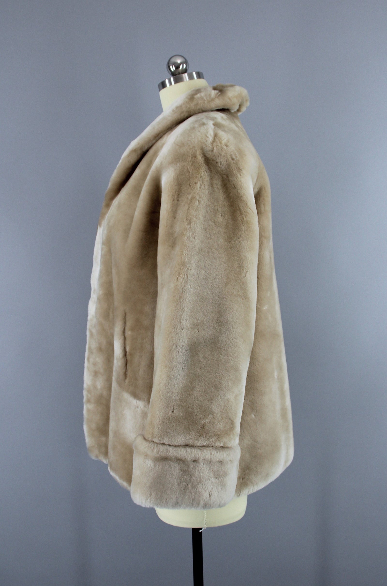 1950s Vintage Rare BLONDE Mouton Sheared Lamb Fur Coat