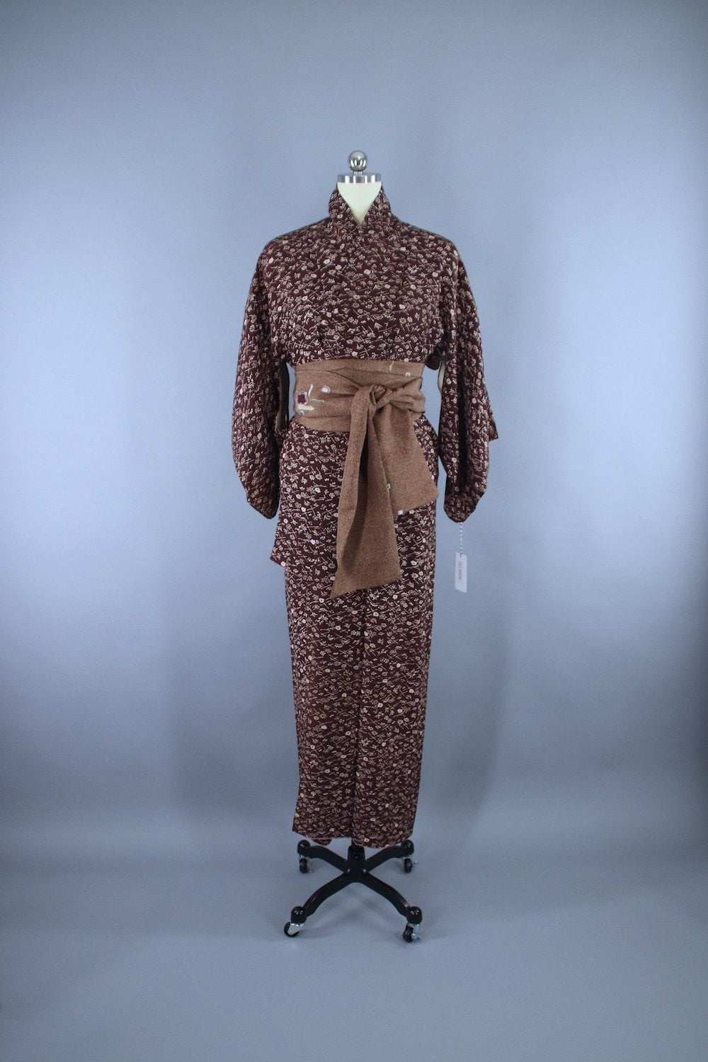 1950s Vintage Silk Kimono Robe / Brown Floral – ThisBlueBird