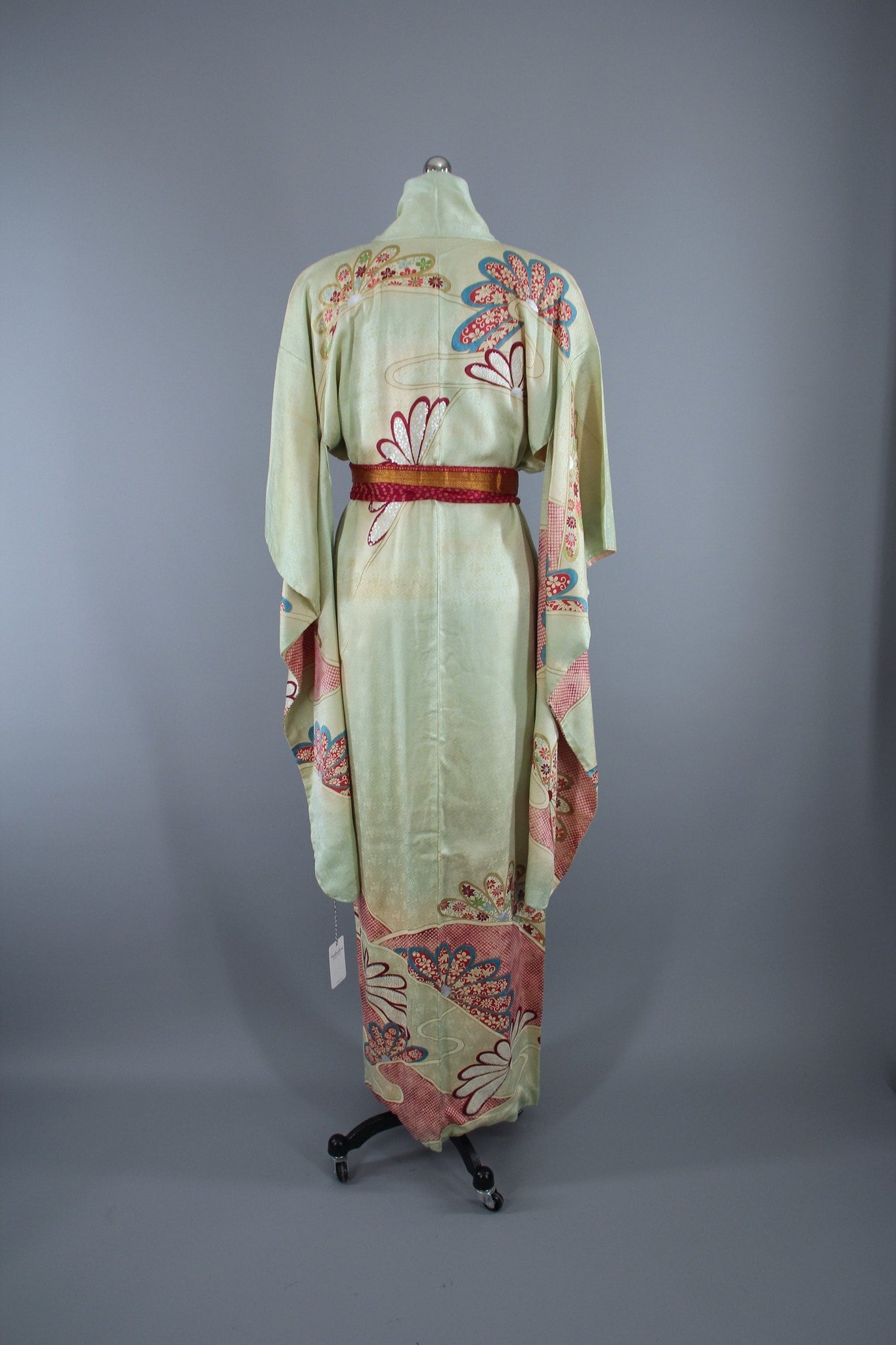 1950s Vintage Silk Kimono Robe Furisode / Pastel Mint Green Floral Pat ...