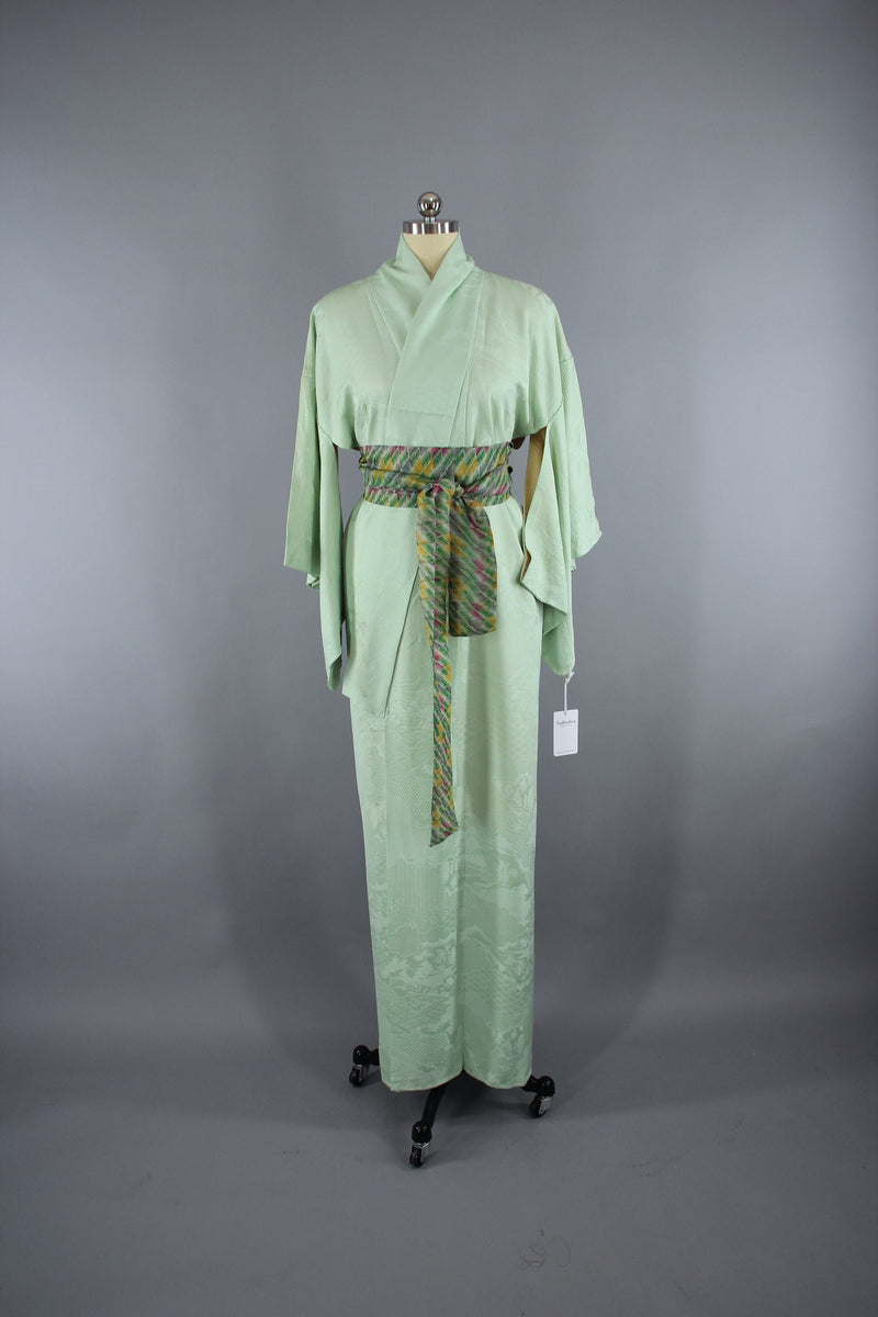 1950s Vintage Silk Kimono Robe in Pastel Mint Green