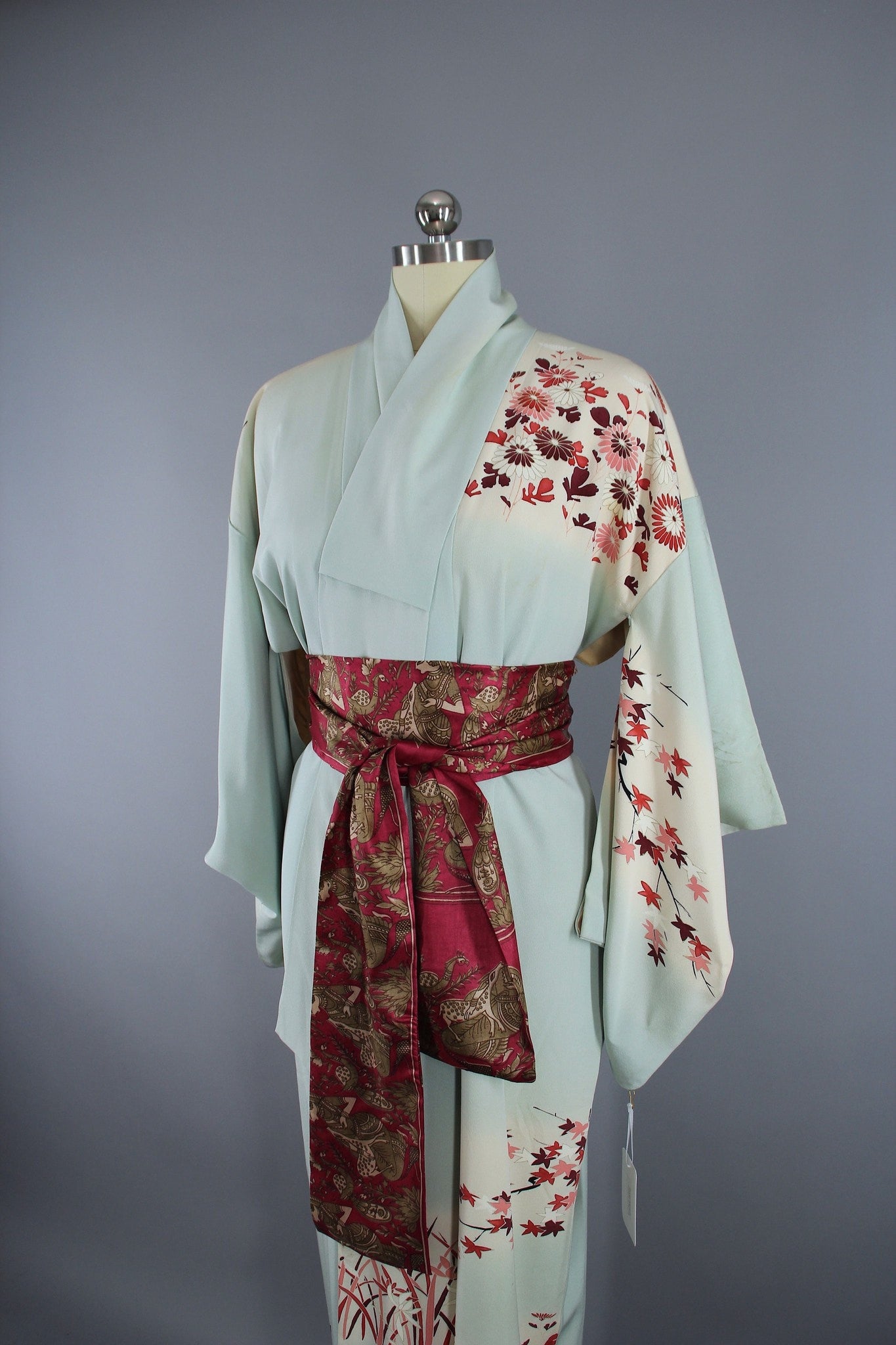 1950s Vintage Silk Kimono Robe / Light Blue & Red Floral Print ...