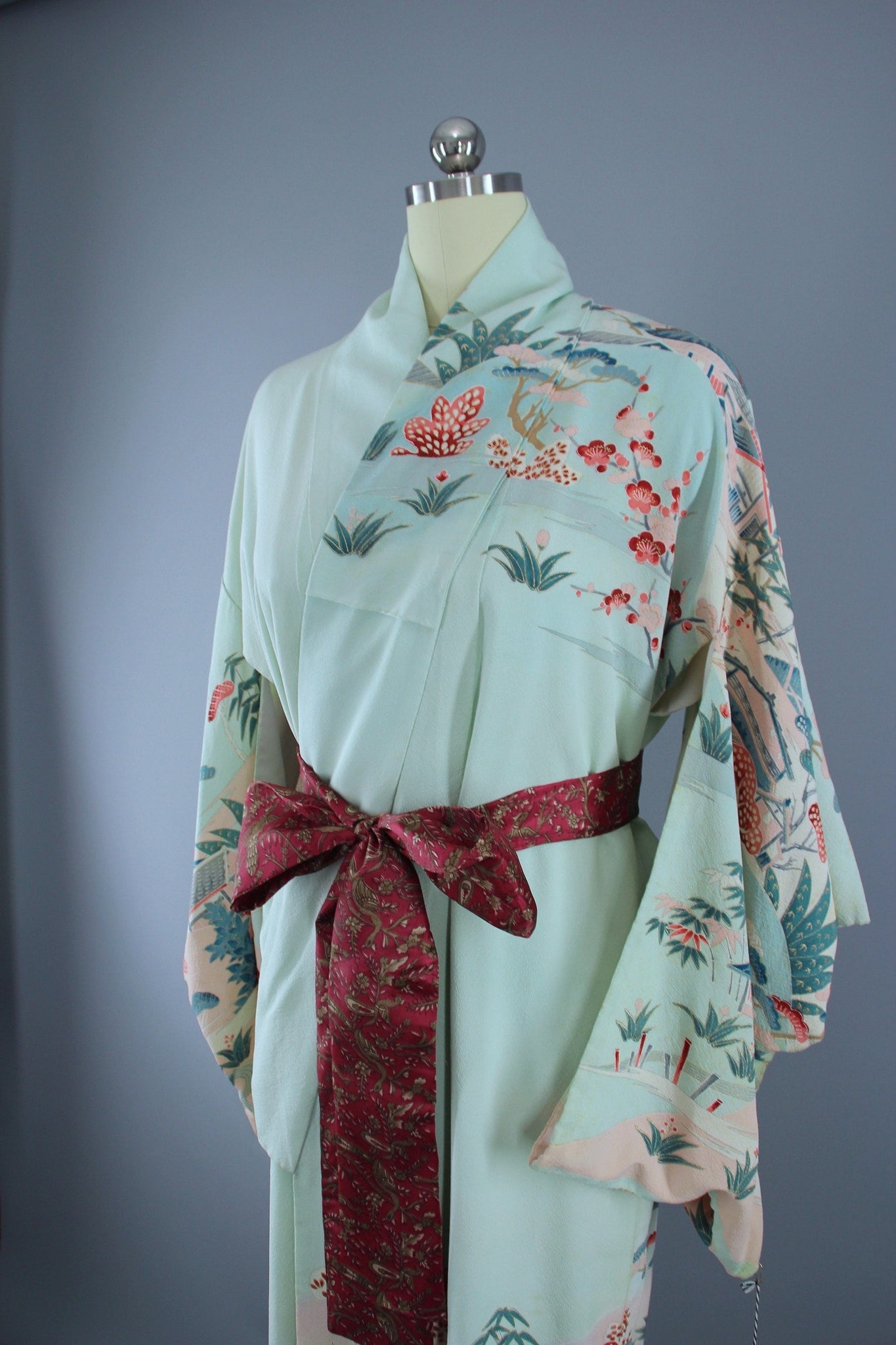 1950s Vintage Silk Kimono Robe / Mint Green & Floral Print