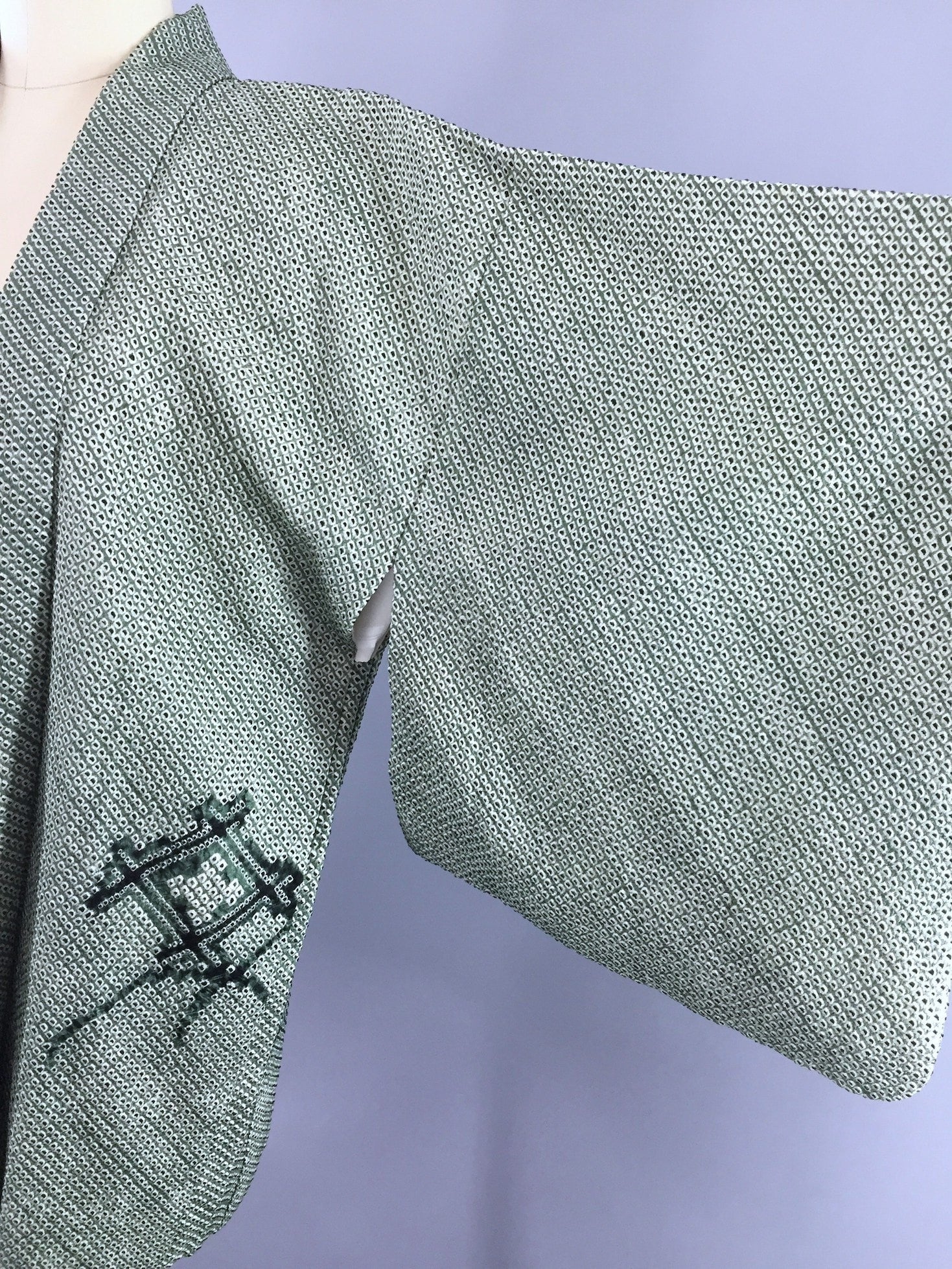 1960s Vintage Silk Haori Kimono Cardigan Jacket with Dark Forest Green
