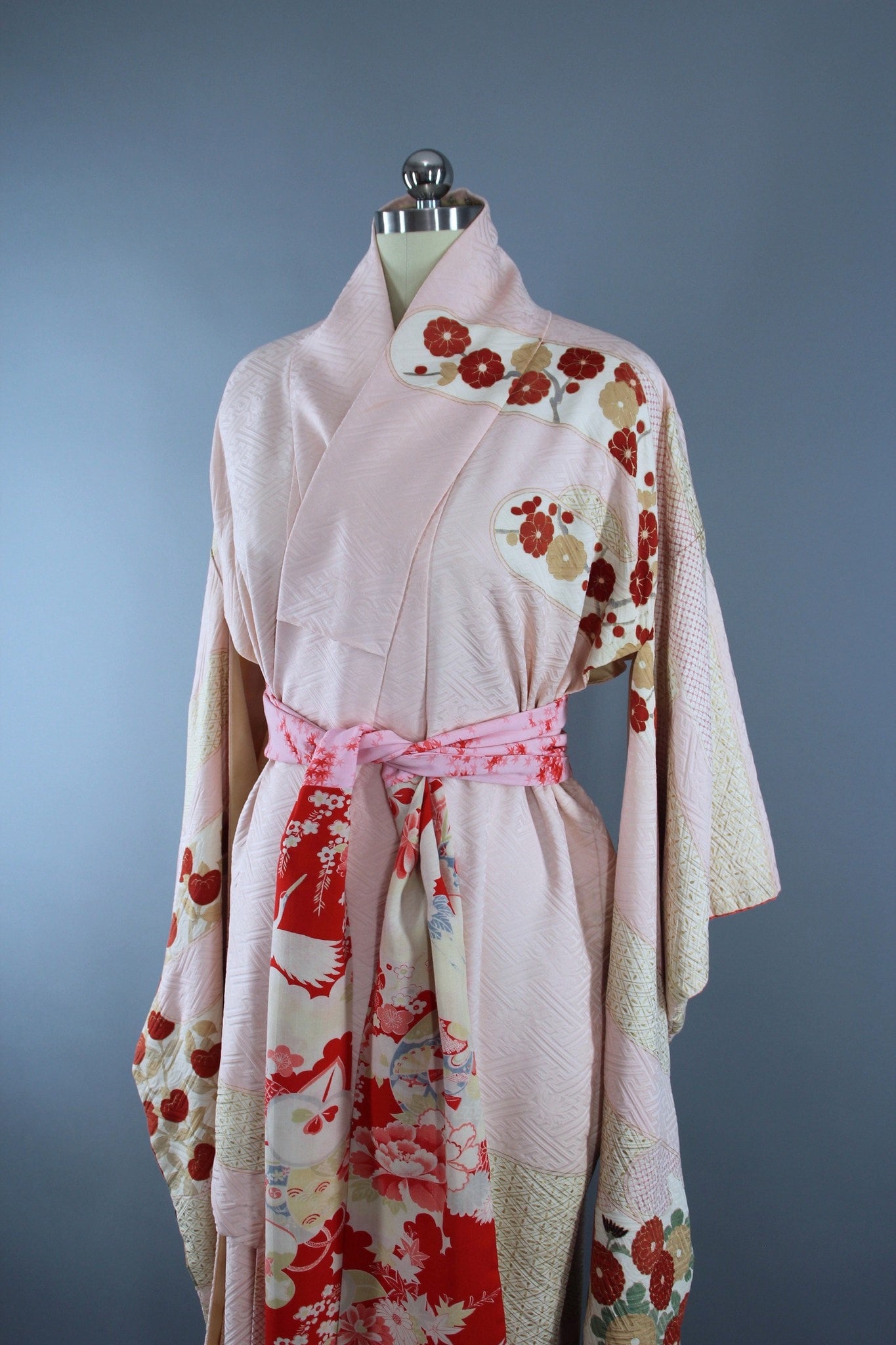 1960s Vintage Silk Kimono  Robe  Furisode in Pastel Pink and 