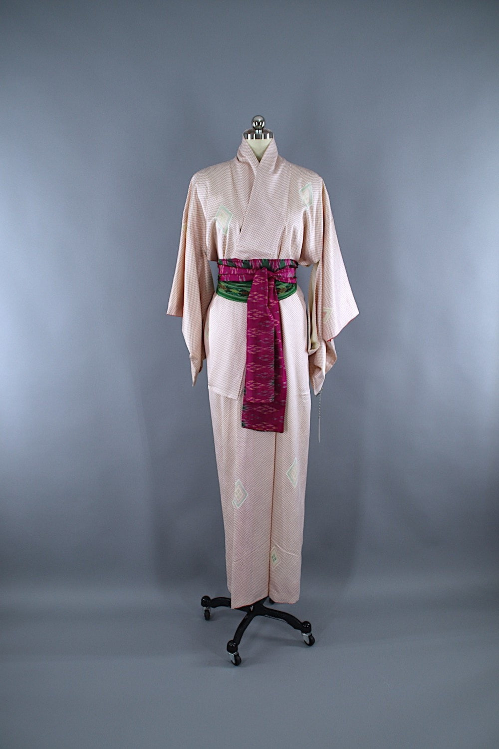 1960s Vintage Silk Kimono Robe / Ivory Polka Dots Triangles – ThisBlueBird