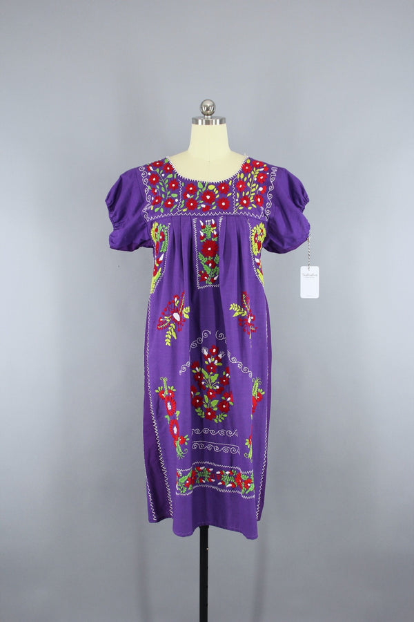 1970s Vintage Purple Mexican Oaxacan Embroidered Huipil Caftan Dress