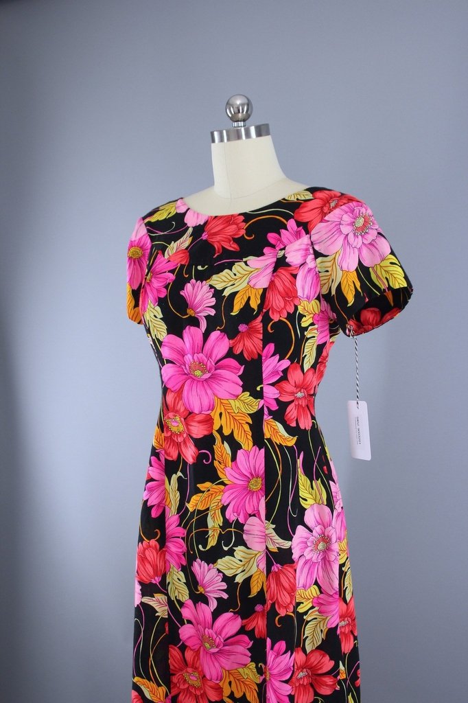 Vintage Pink & Black Hawaiian Maxi Dress – ThisBlueBird