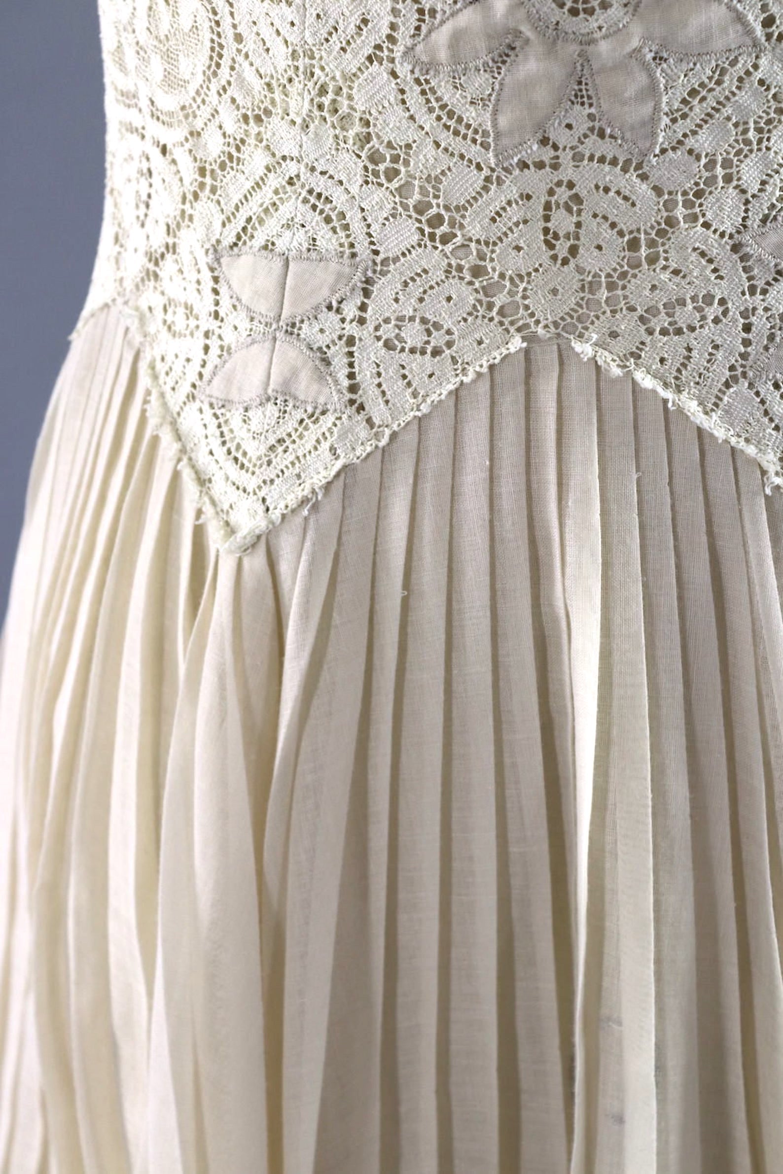 Vintage Ivory Lace Day Dress