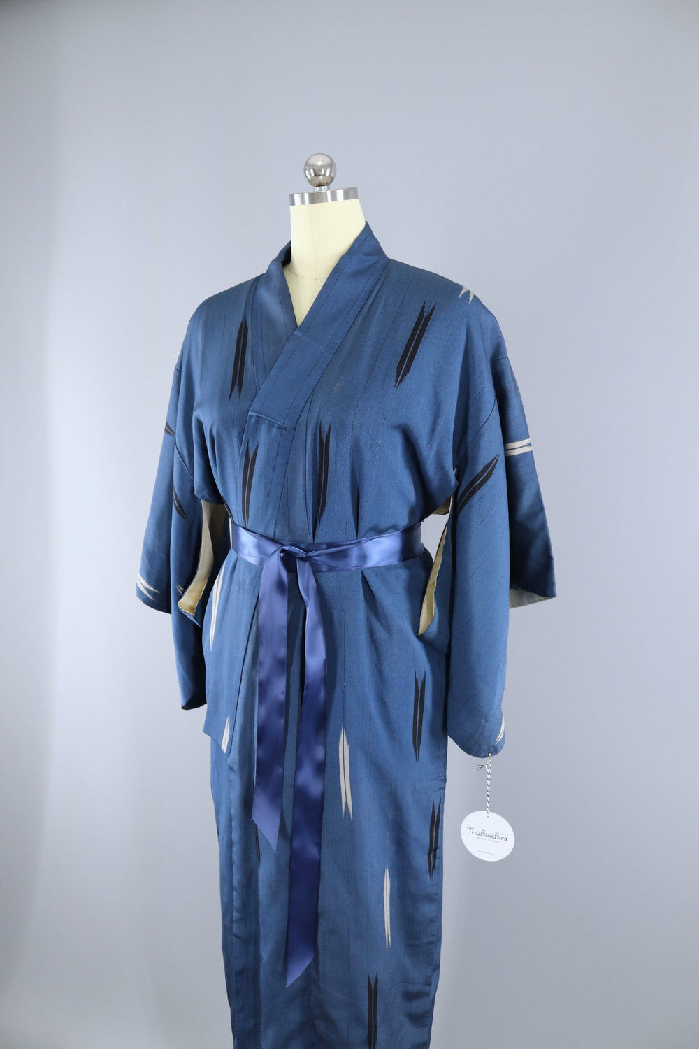 Vintage 1930s Silk Kimono Robe / Blue Meisen Arrows
