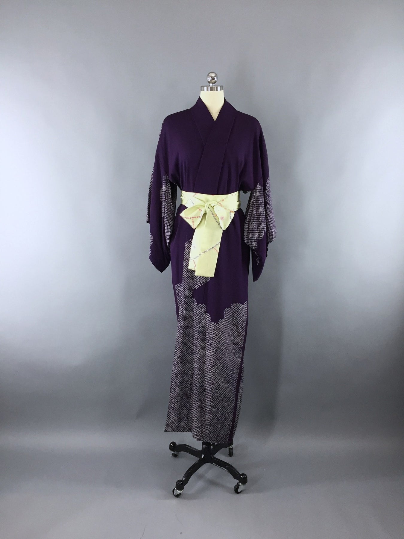 Vintage 1940s-50s Silk Kimono Robe / Purple Butterfly Shibori ...