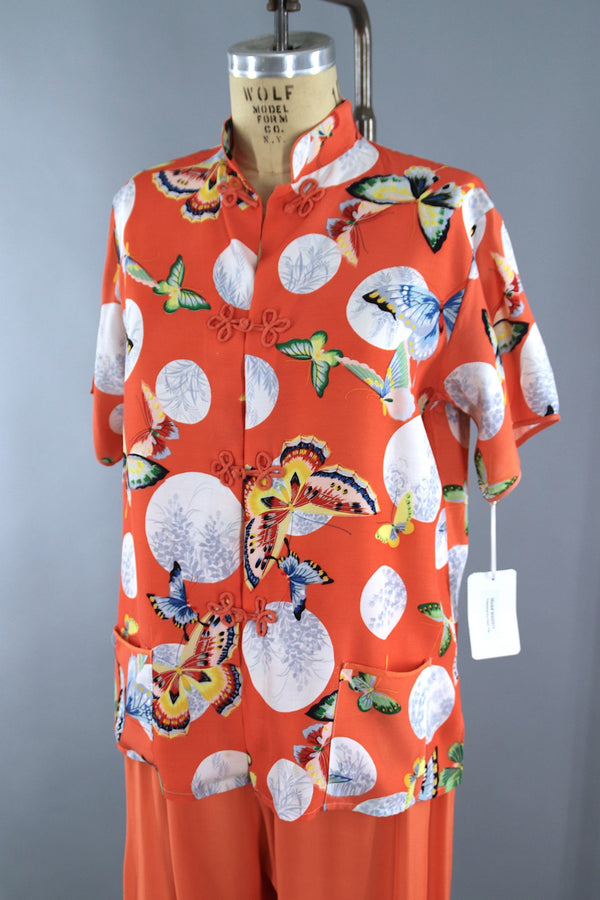 Vintage 1940s Pajamas Set / Orange Butterflies Novelty Print