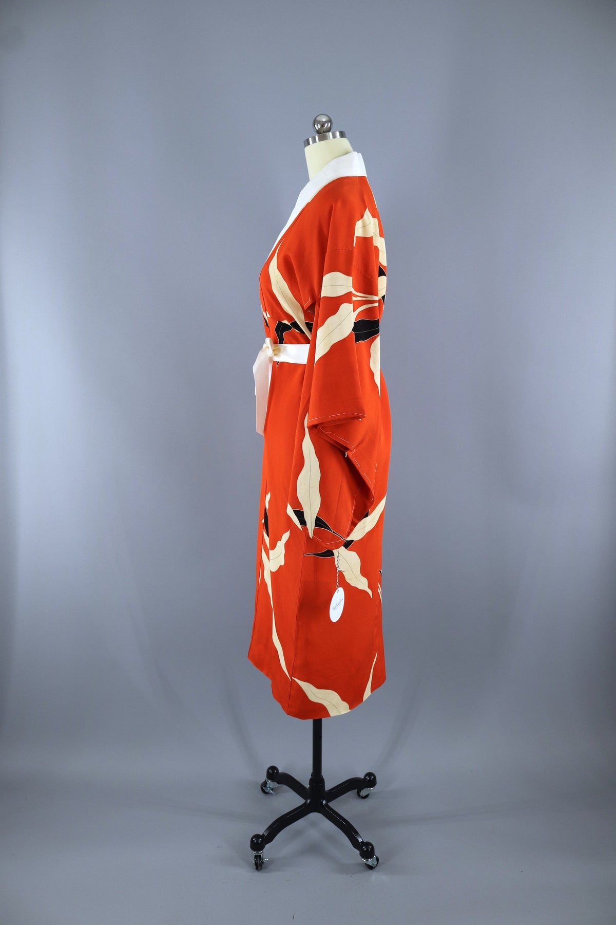 Vintage 1940s Silk Kimono Robe / Dark Orange Art Deco Leaves – ThisBlueBird