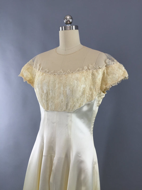 Vintage 1940s Wedding Dress / 40s Bridal Gown / Ivory Liquid Satin