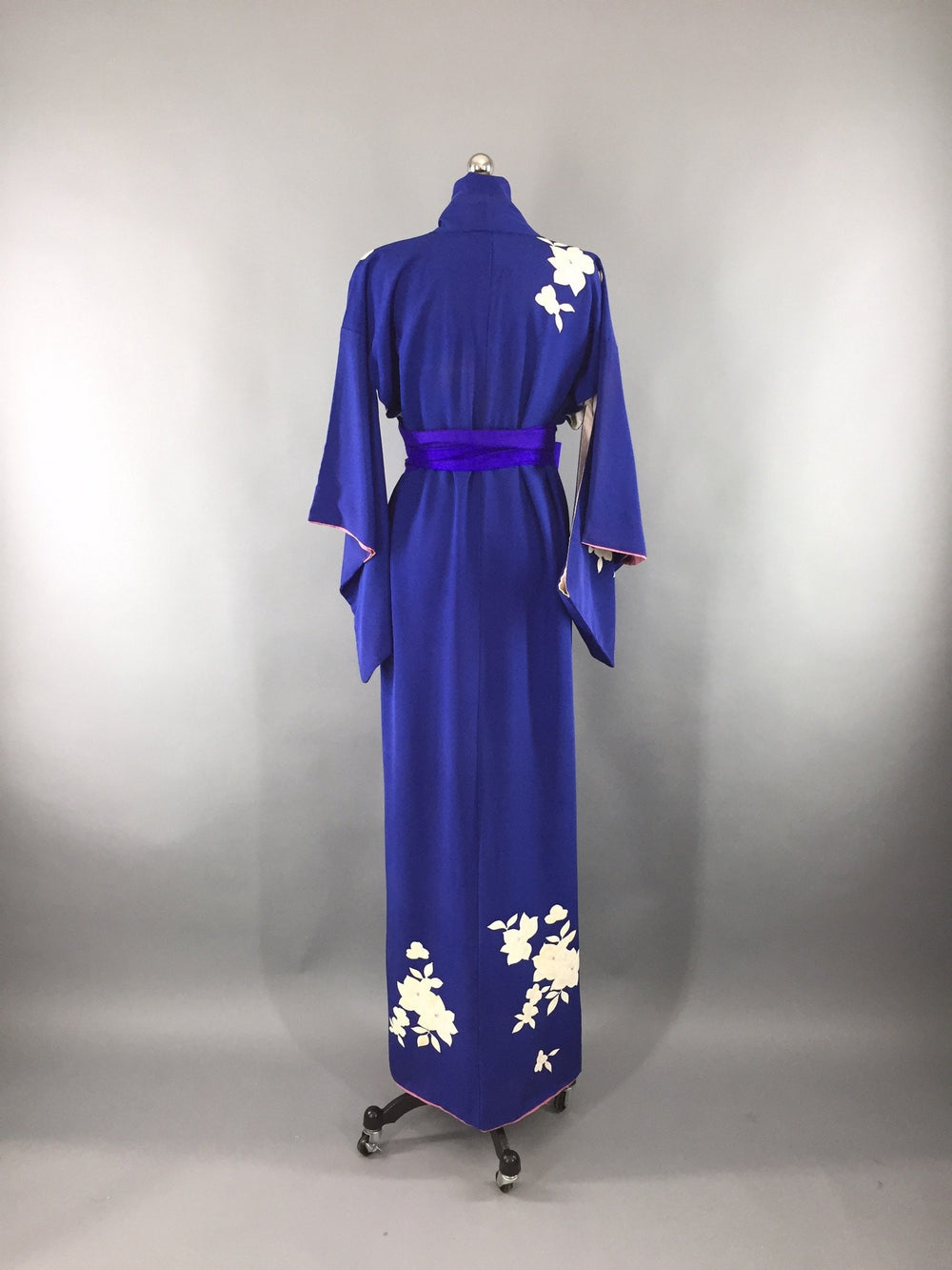 Vintage 1950s Kimono Robe / Royal Blue Floral Print